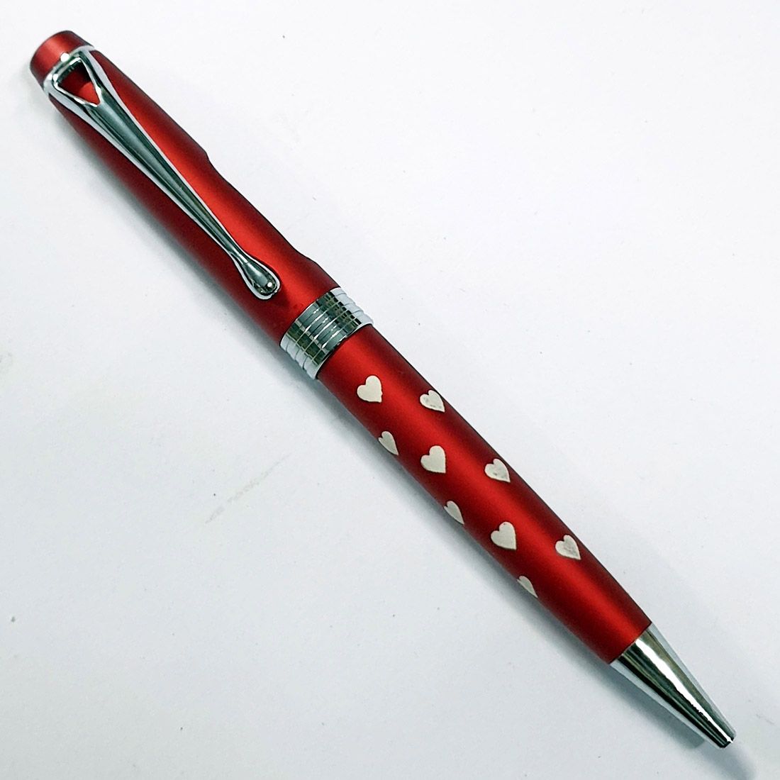 MP09 – Heart Red Multi Name Engrave Metal Pen